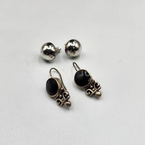Lot of 2 925 silver & onyx earrings